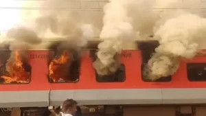 अमृतसर से सहरसा जा रही गरीब रथ एक्सप्रेस में भीषण आग!