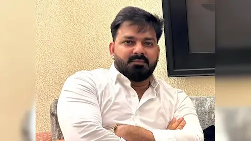 Latest News : पवन सिंह ने चुनाव न लड़ने का किया ऐलान