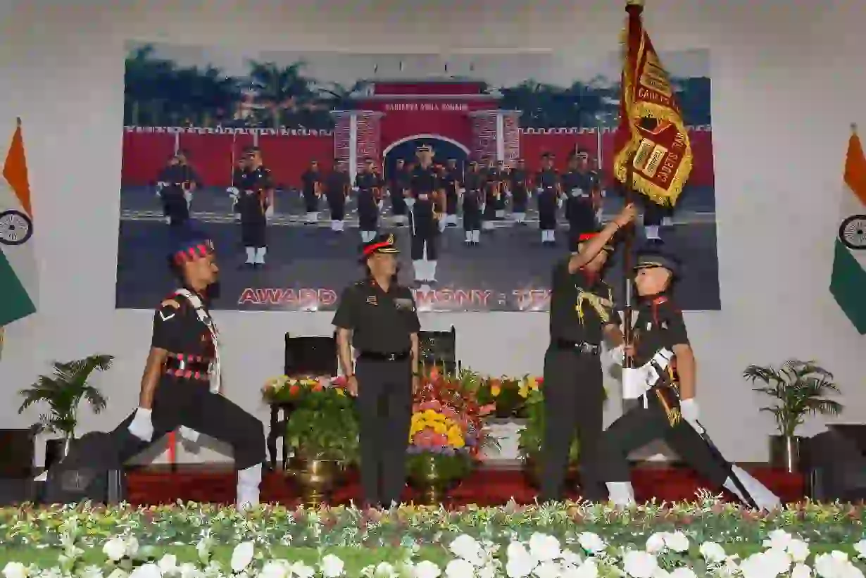 रॉयल भूटान आर्मी के दो कैडेटों सहित कुल 23 कैडेटों को मिला पुरस्कार