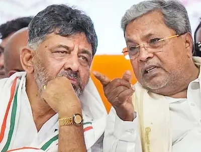 Latest Hindi News : Karnatka-सिद्दारमैया की मंजूरी के बाद डीके CM बनने के संकेत