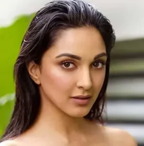 कियारा आडवाणी निभाएंगी मीना कुमारी का आइकॉनिक किरदार