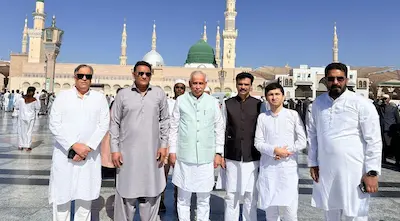 Latest Hindi News : Saudi Arab-मारे गए 45 भारतीय उमरा यात्रियों का मदीना में अंतिम संस्कार