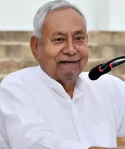 नीतीश का राजद पर वार कहा, ‘लालटेन युग अब कभी वापस नहीं आएगा