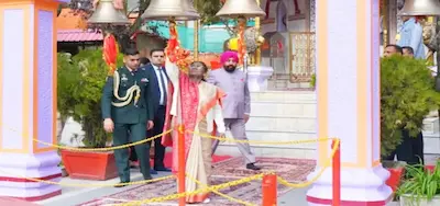 Latest Hindi News : राष्ट्रपति मुर्मू ने कैंची धाम और नयना देवी मंदिर में की पूजा-अर्चना
