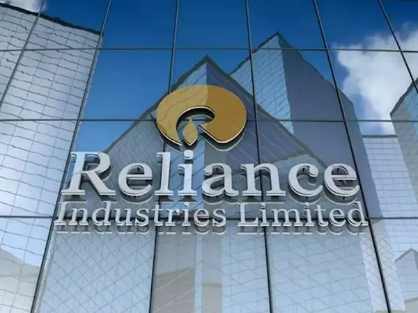 Breaking News: Reliance: बाजार का हाल: रिलायंस ने बढ़ाया मार्केट कैप