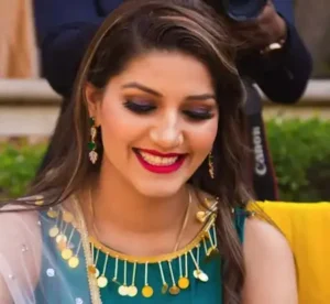 देसी क्वीन सपना चौधरी का नया ग्लैमरस लुक वायरल