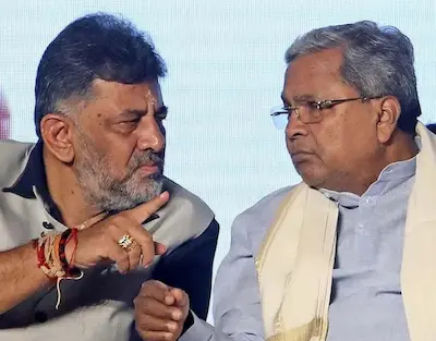 Latest Hindi News : सिद्धारमैया-शिवकुमार आदेश का इंतजार, जातीय संगठनों का अल्टीमेटम