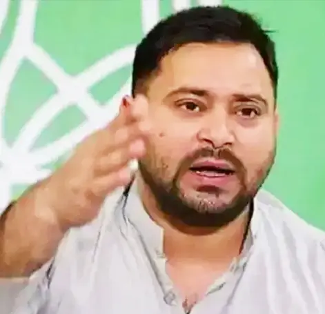 Latest Hindi News : राजद प्रत्याशी के प्रचार में लगी 3 गाड़ियां आचार संहिता उल्लंघन में जब्त