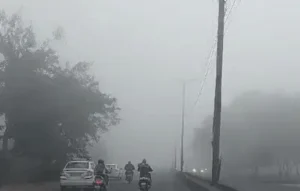 Weather-कश्मीर में पारा शून्य से नीचे, उत्तर भारत में बढ़ी ठंड