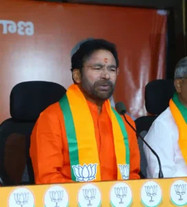 सीएम और केन्द्रीय मंत्री के बीच जुबानी जंग तेज, आरोपों की बारिश