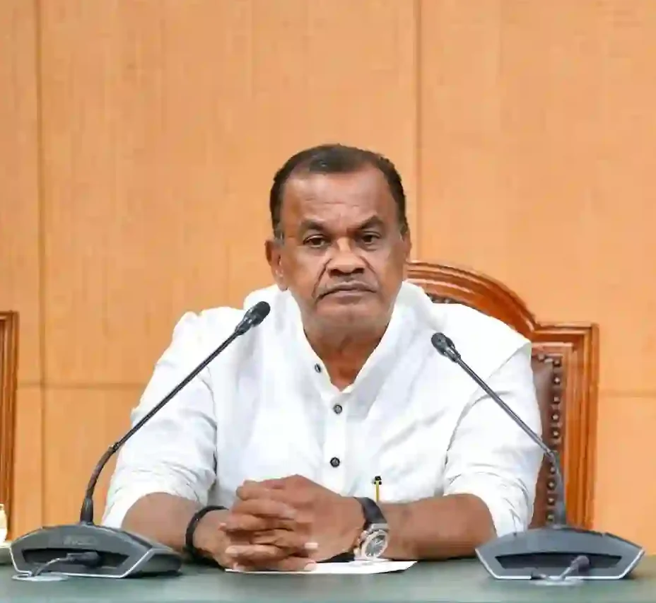 तेलंगाना सड़कों पर 60,799 करोड़ रुपए खर्च करेगा -कोमटिरेड्डी