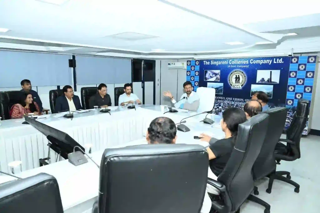 News Hindi : सिगरेणी ने की संविदा कर्मचारियों के लिए अहम घोषणा, मिलेगी आर्थिक मदद