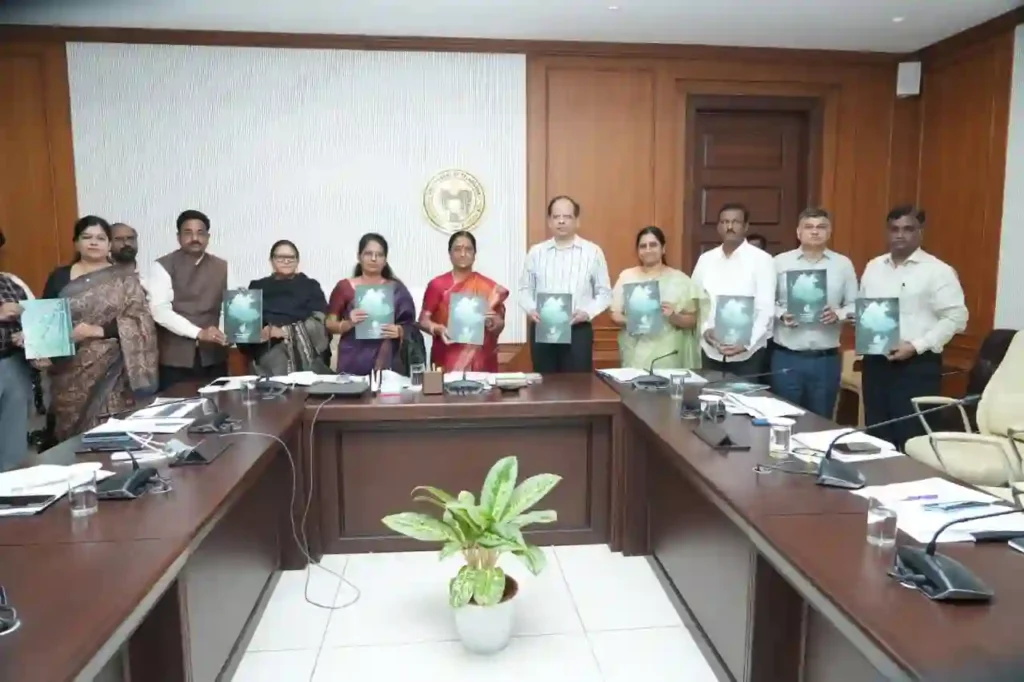 News Hindi : मंत्री का प्रकृति संरक्षण की दिशा में कार्य करने का आह्वान