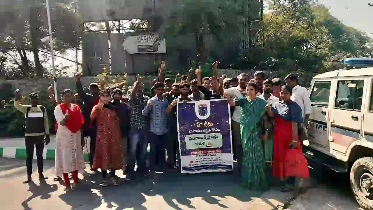 एएचटीयू ने ट्रांसजेंडर और यौनकर्मियों को गिरफ्तार किया