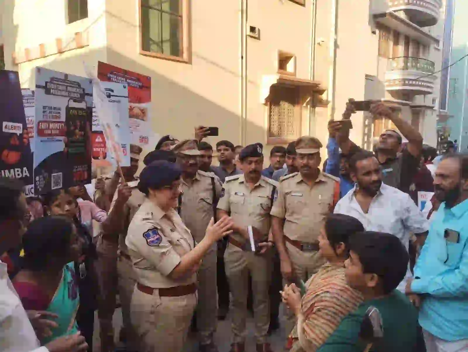 साइबर अपराध जागरूकता अभियान के तहत हर घर तक पहुंचेगी पुलिस