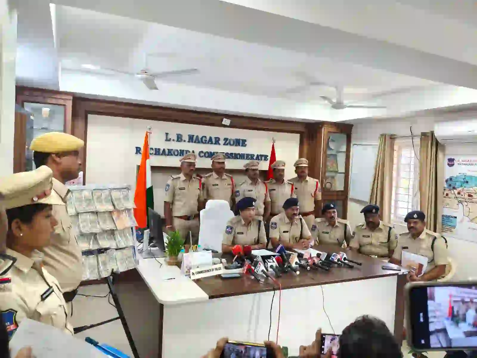 एलएलबी व बीबीए डिग्री लेने के बाद भी कर रहे थे चोरी, पहुंचे जेल