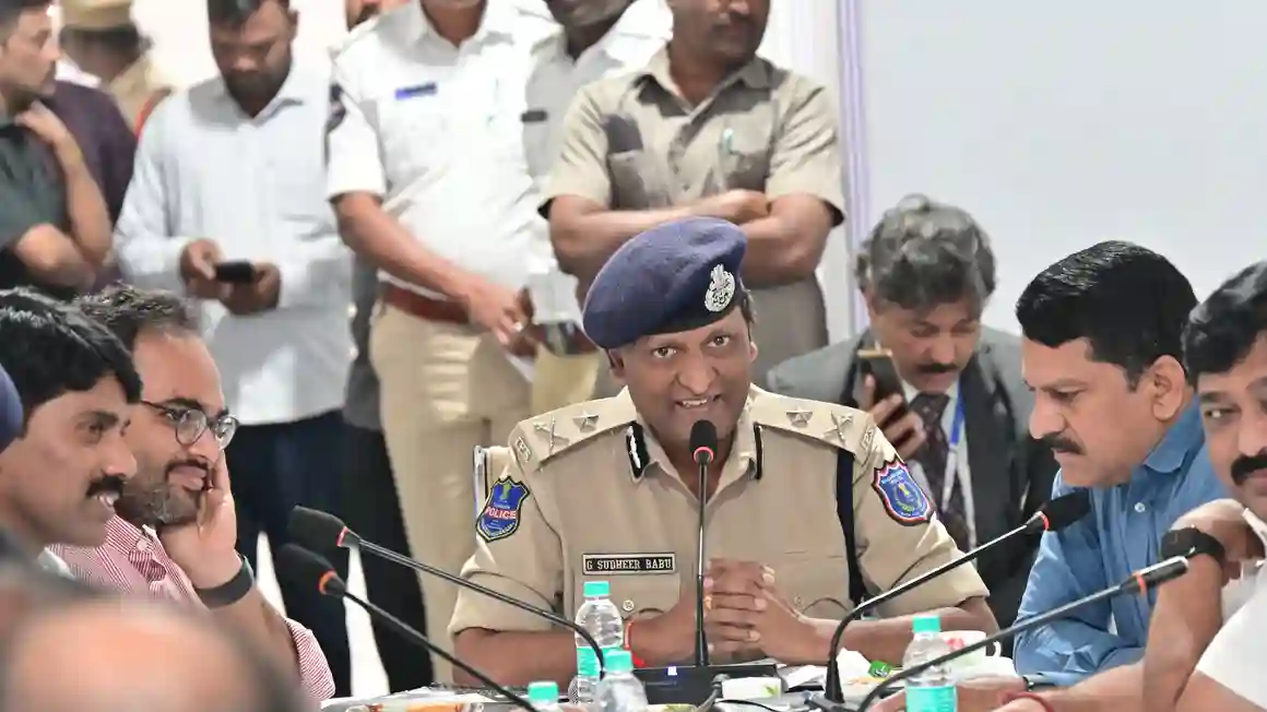 'टी राइजिंग ग्लोबल समिट'