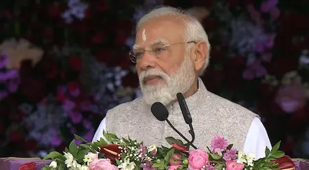 Latest News : साई बाबा की शिक्षा हमारा मार्गदर्शन कर रही, PM मोदी