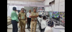 कमांड कंट्रोल सेंटर से डीजीपी ग्लोबल समिट सुरक्षा तैयारियों की निगरानी की