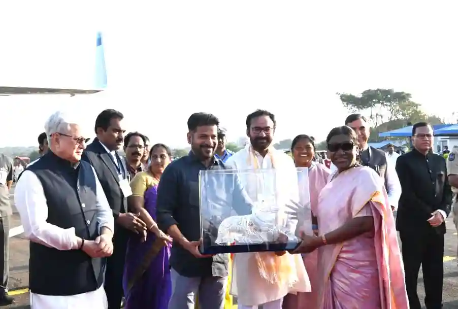 News Hindi : राष्ट्रपति द्रौपदी मुर्मू ने हैदराबाद में शीतकालीन प्रवास का समापन किया