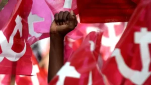 शोषकों को देशभक्त बताया जा रहा – चंद्रकुमार