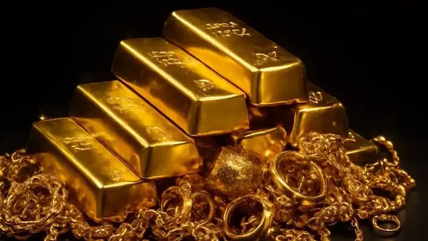 Breaking News: Gold: सोने की कीमतों में आई नरमी