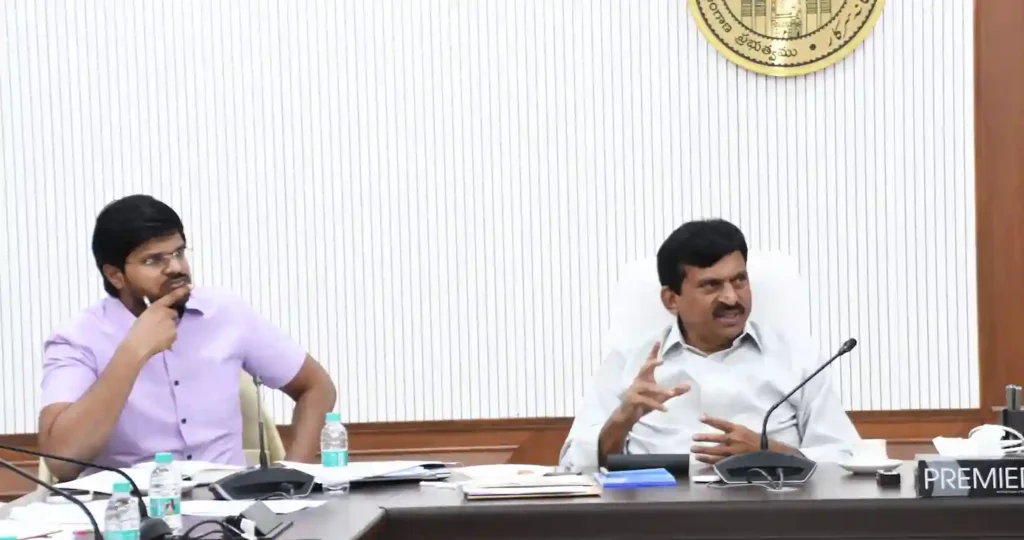 News Hindi : हाउसिंग बोर्ड की भूमि संरक्षण को सख्त कदम – पोंगुलेटी