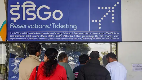 Breaking News: IndiGo: इंडिगो संकट पर अदालत की कड़ी टिप्पणी