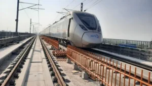 नमो भारत ट्रेन ने सराय काले खां छुआ