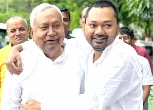 Bihar- नीतीश के बेटे निशांत की राजनीति में एंट्री के संकेत, JDU नेता का दावा