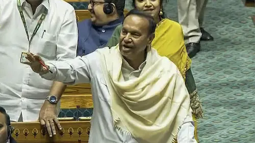 Breaking News: Parliament: संसद में तीखी बहस