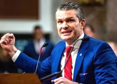 Latest Hindi News : USA-गोपनीय सैन्य जानकारी लीक करने के आरोप में अमेरिकी रक्षा मंत्री घिरे