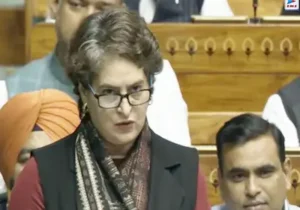 प्रियंका गांधी बोलीं-150 साल पुराने राष्ट्रगीत पर अब बहस क्यों?