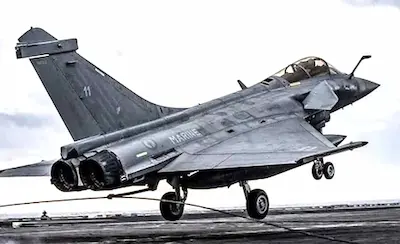 Latest Hindi News : नौसेना का दमखम बढ़ेगा, 2029 तक राफेल-M की पहली डिलीवरी संभावित