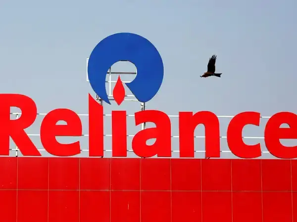 Breaking News: Reliance: रिलायंस ने बढ़ाया एफएमसीजी साम्राज्य