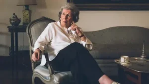 लैक्मे की प्रेरणा, सिमोन टाटा विदा