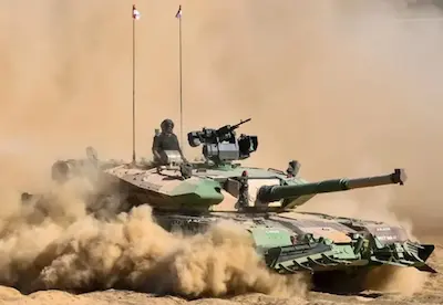 Latest Hindi News :  ट्रेनिंग के दौरान सेना का टैंक इंदिरा गांधी नहर में डूबा, जवान की मौत