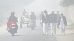 Weather-ठंड और कोहरे का कहर, यूपी–बिहार में 6 मौतें; स्कूल बंद
