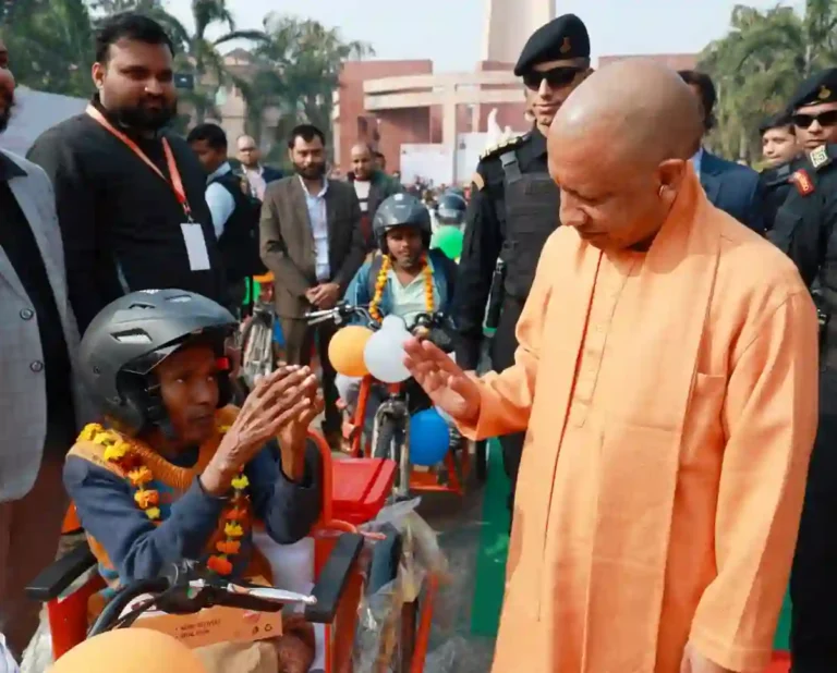 योगी आदित्यनाथ