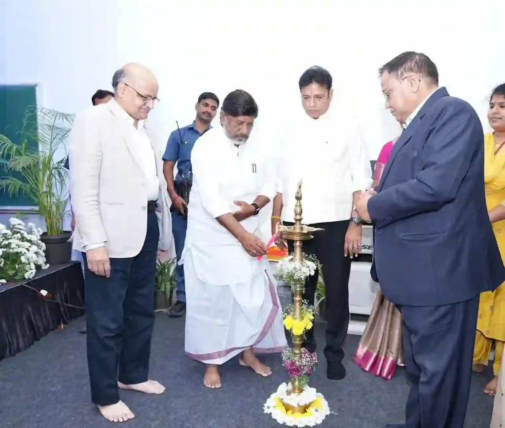 News Hindi : हैदराबाद क्वांटम अर्थव्यवस्था का भविष्य का नेता बनेगा- भट्टी