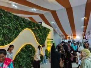 सबको सशक्त बनाकर, साथ-साथ विकास पर हुई चर्चा