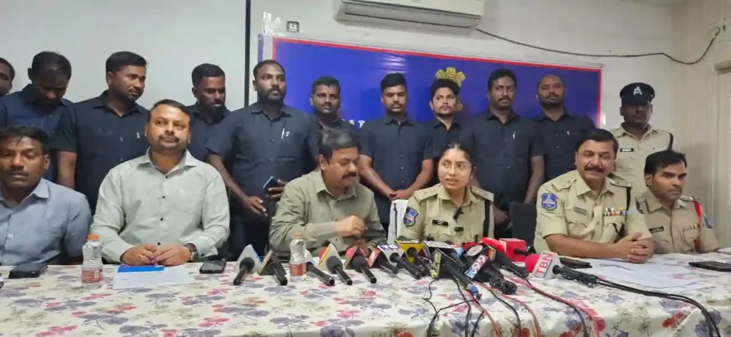 News Hindi : अंतरराज्यीय मानव तस्करी गिरोह का भंडाफोड़, दो नवजात शिशु सुरक्षित