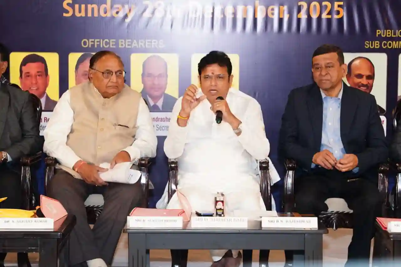 गांवों को ‘डिजिटल विलेज’ के रूप में विकसित करें- मंत्री श्रीधर बाबू