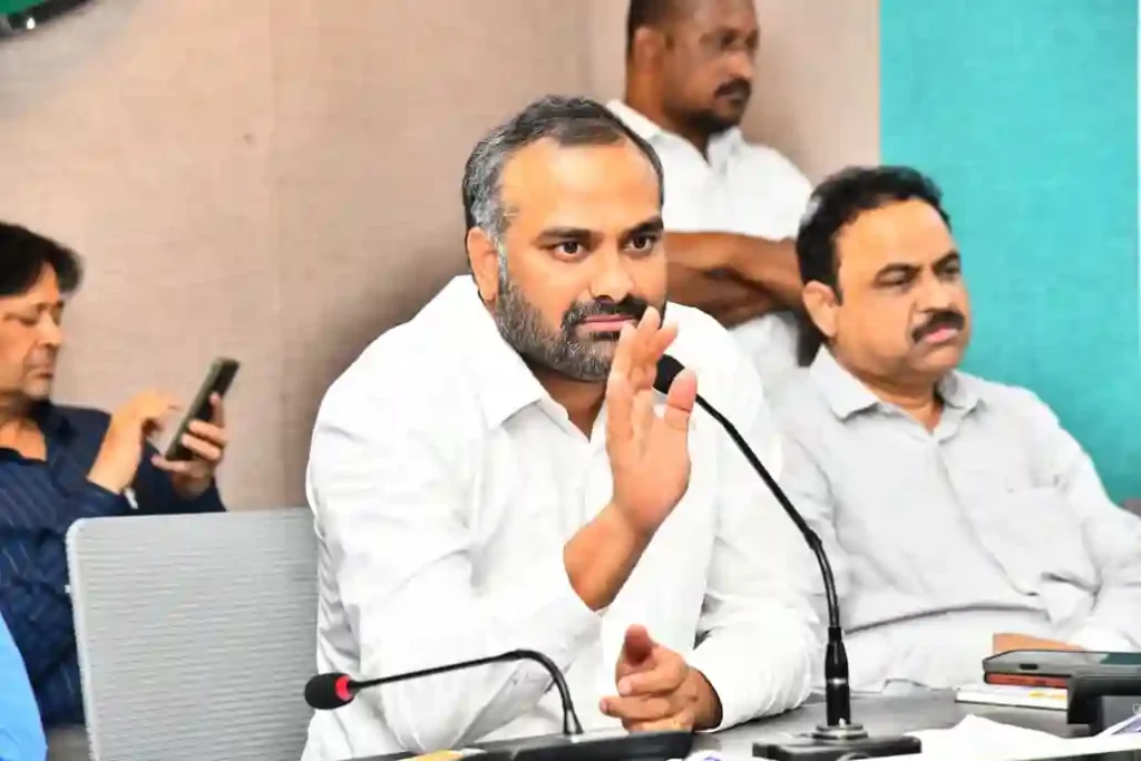 News Hindi : ग्रेटर हैदराबाद नगर निगम ने कई क्षेत्रों में उल्लेखनीय प्रगति की – आयुक्त