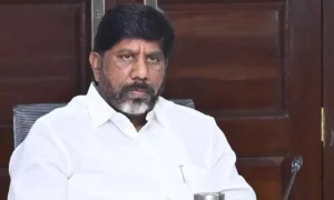 उपमुख्यमंत्री भट्टी विक्रमार्क ने सिंगरेणी जेवीआर ओपन माइन का निरीक्षण किया