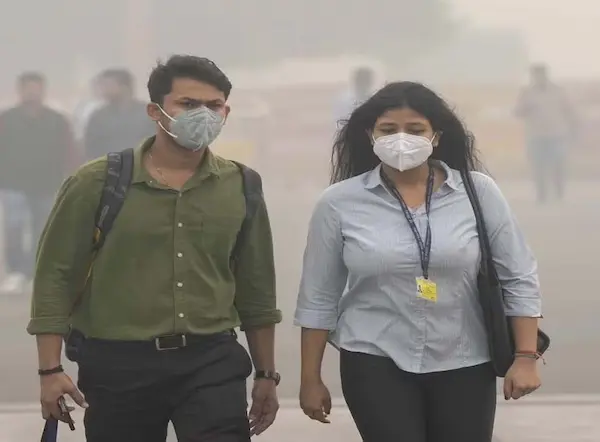 Delhi-कोरोना के बाद अब प्रदूषण से जूझ रहा भारत