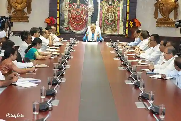 News Hindi : वैष्णव एकादशी के लिए टीटीडी की विशाल दर्शन व्यवस्था