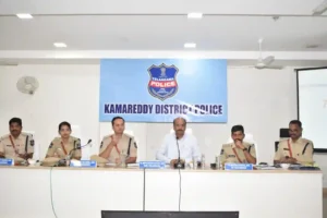 चुनाव संचालन पर डीजीपी बी. शिवधर रेड्डी की समीक्षा