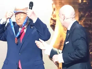 Trump-अमेरिकी राष्ट्रपति डोनाल्ड ट्रंप को मिला ‘शांति पुरस्कार’