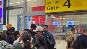 देश में इंडिगो की उड़ानें रद्द, क्या हुआ?